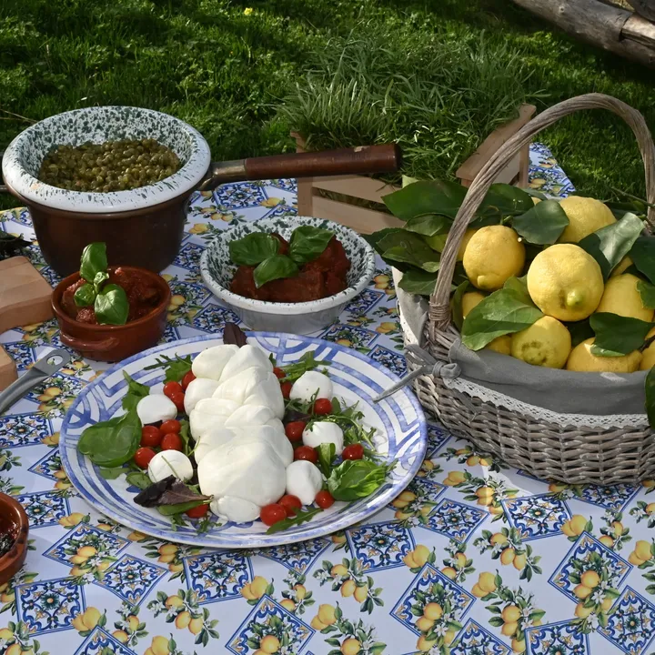 The art of conviviality, where pleasure, beauty and nature